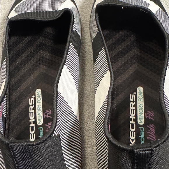 Skechers ballet flats‎ Women's size 8.5 wide Monochrome Patterned Flats like new - Picture 11 of 11